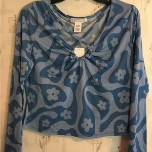2/$20 Retro vibes, flower power knit abstract top